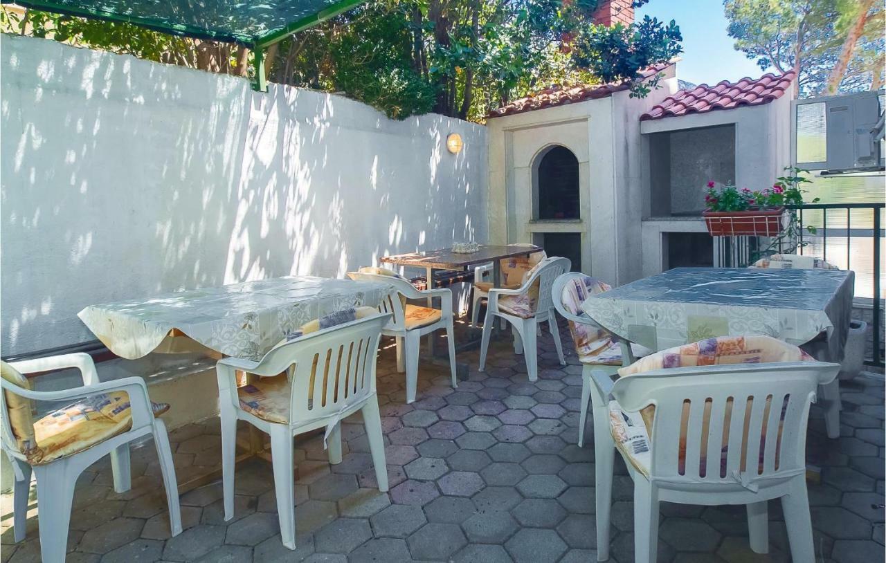 Cozy Apartment In Lokva Rogoznica With Wifi Esterno foto